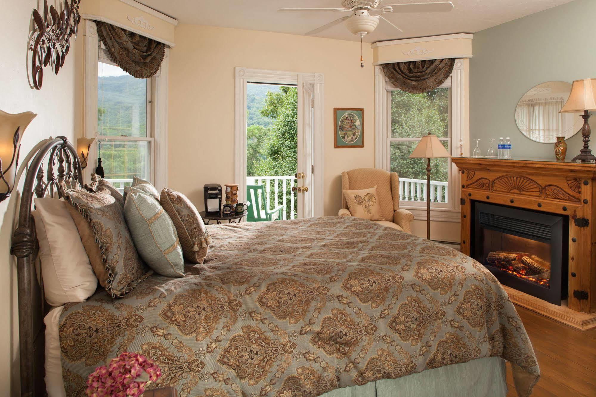 Andon-Reid Inn Bed & Breakfast Waynesville Extérieur photo